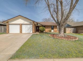 1709 SE 13th St, Moore, OK 73160
