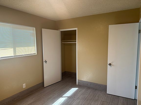 5th image of 511 E Kaweah Ave #513