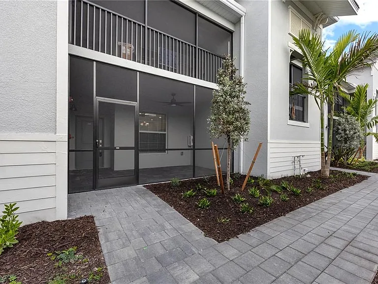 5445 Double Eagle Cir #3011 — Photo 2