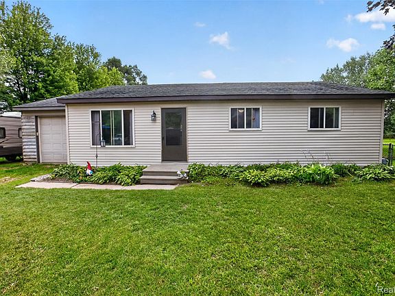 3rd image of 4855 Briggs Rd