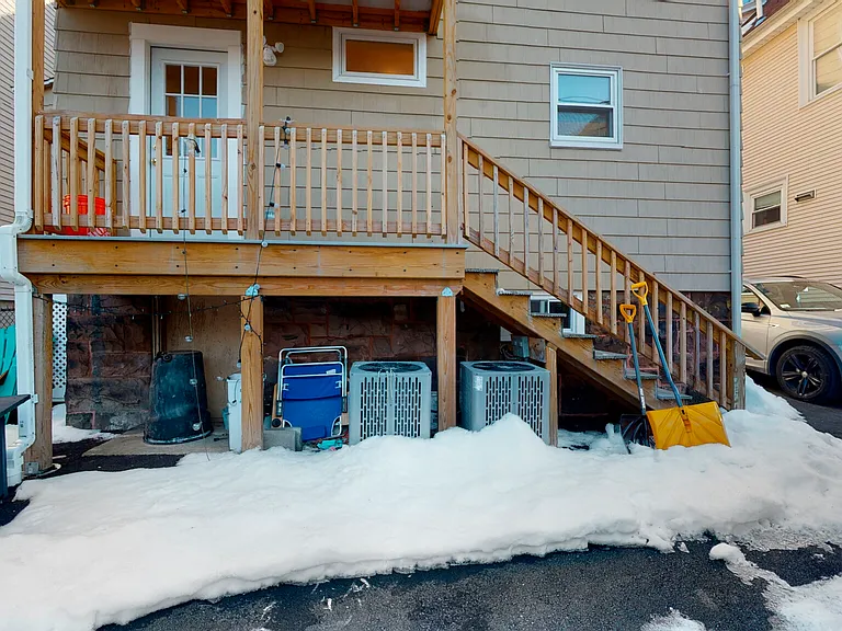 Litchfield St — Photo 19