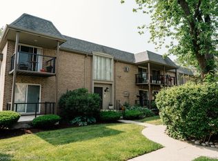 1715 E Forteen Mile Rd, Birmingham, MI 48009