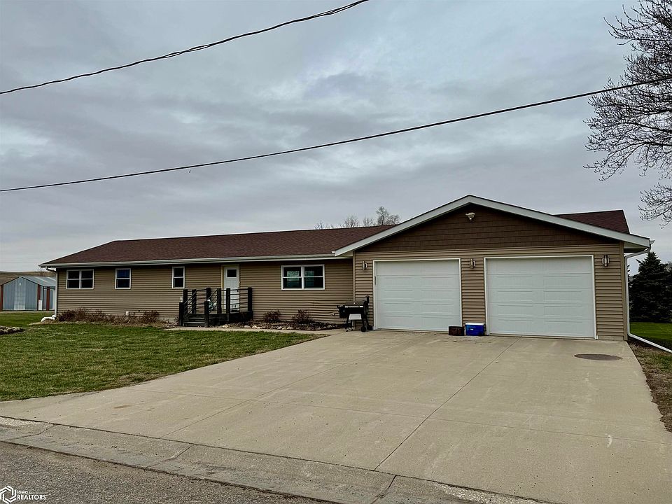 1st image of 603 1st St