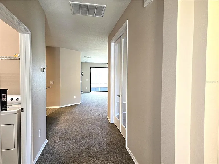 5646 Sunset Falls Dr — Photo 4