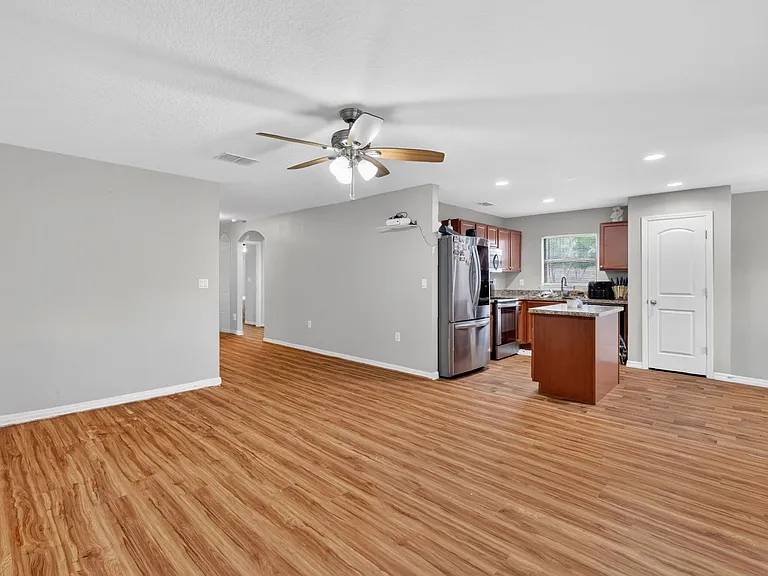 2533 Bracknell Forest Trl — Photo 6