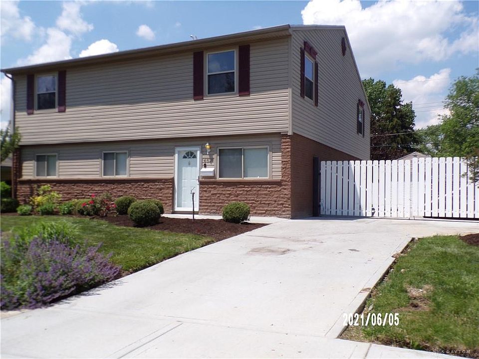 1st image of 4825 Vanguard Ave