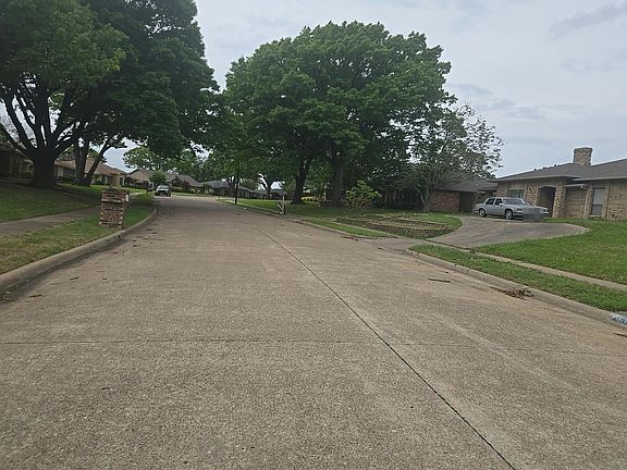 4th image of 5504 Coronado Dr