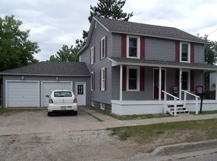 305 Ionia St, Grayling, MI 49738