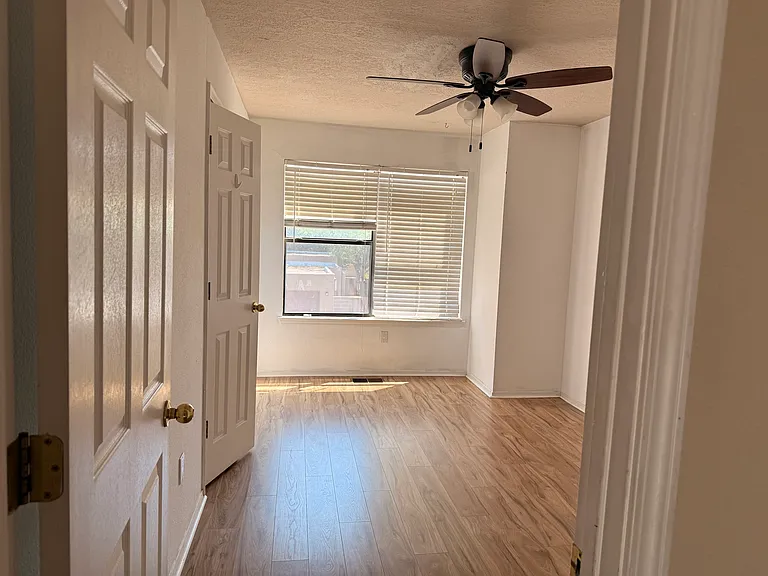 7812 Ranchwood Dr NW — Photo 23
