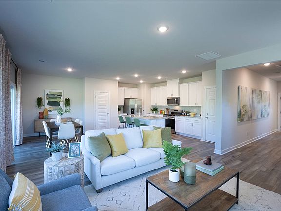 4th image of 501 Stone Pine Dr