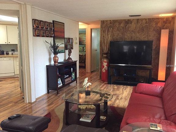 2nd image of 814 Baveno Dr