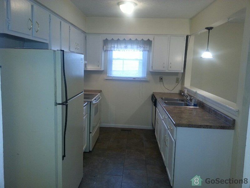 2nd image of 405 Virginia Ave
