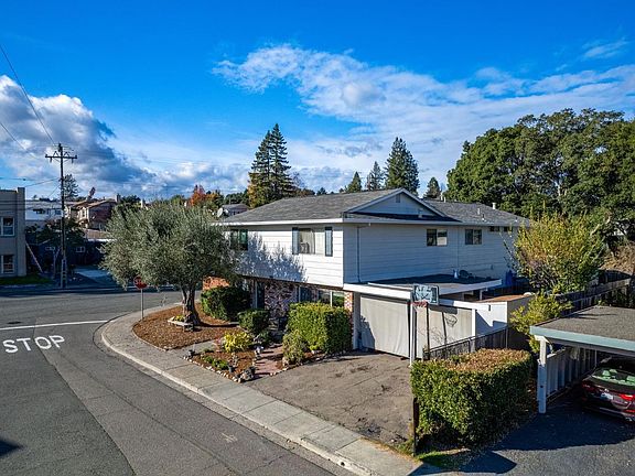 3rd image of 7640 Bately Court