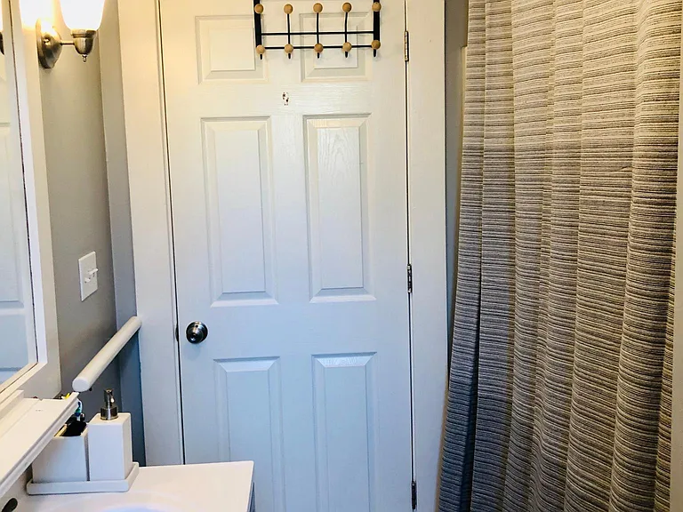 37 Phillips St #1 — Photo 11