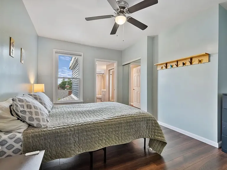 637 Bigelow St — Photo 14