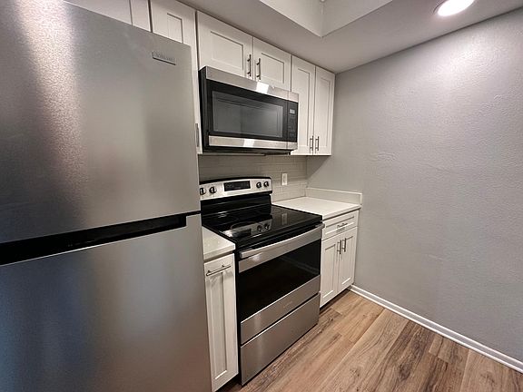 3rd image of 5900 22nd Ave N APT 15