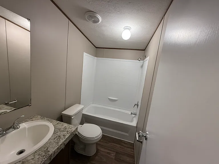 Oak Crest — Photo 61