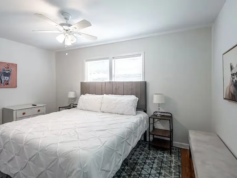 7049 Midland Dr — Photo 18