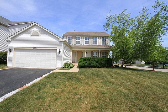 1st image of 1834 W Windsor Dr