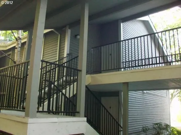 10194 SE Talbert St, Clackamas, OR 97015