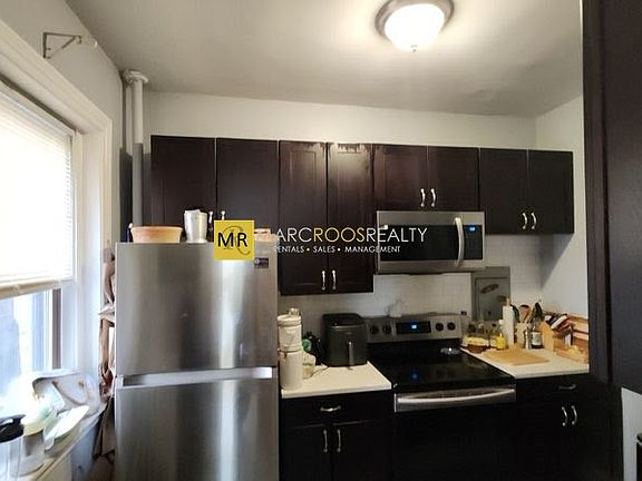 3rd image of 1091 Boylston St APT 6