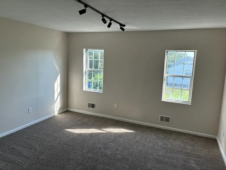 76-78 Cortina Way — Photo 10