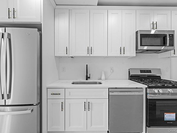 3rd image of 530 Linwood Street