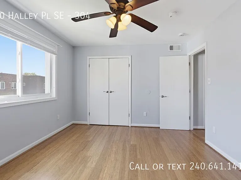 10 Halley Pl SE #304 — Photo 8