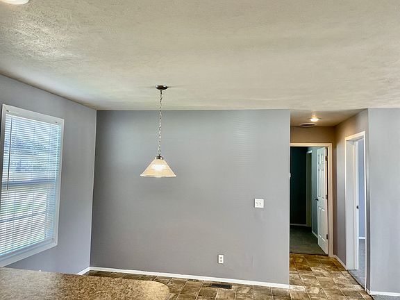 5th image of 3951 Bentwood Cir W #186