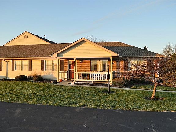 2nd image of 4112 Castel Dr