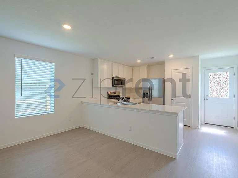 16850 Spotted Oak Dr — Photo 9