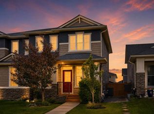117 Ravenstern Cres E, Airdrie, AB T4A 0W4