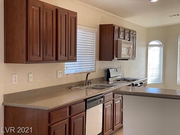5th image of 8380 Carbon Heights Ct