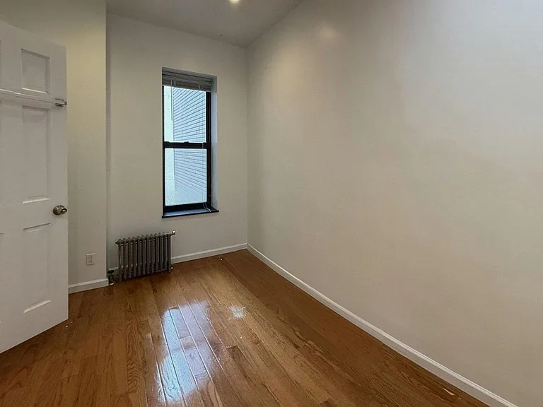 87 Graham Ave #1 — Photo 7