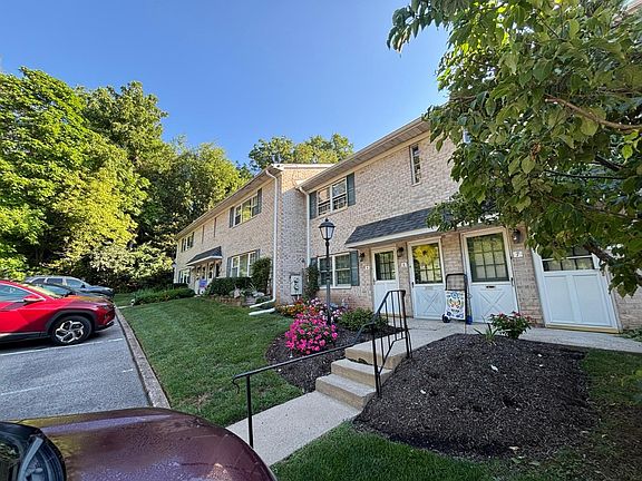 4th image of 6 Cavendish Dr