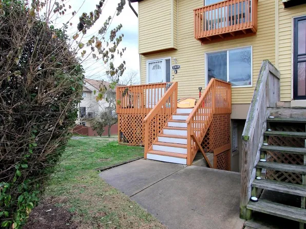 11417 Laurelwalk Dr #B-120, Laurel, MD 20708