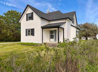 432 Brighton Rd, Lockeport, NS B0T 1L0