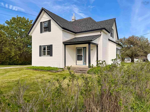 432 Brighton Rd, Lockeport, NS B0T 1L0