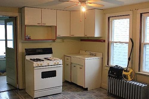4th image of 10405 S Avenue H