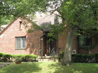 1900 Burbank Dr, Dayton, OH 45406