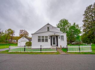 29 Killock Ave, Troy, NY 12180