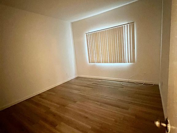 4th image of 14905 Roscoe Blvd APT 204