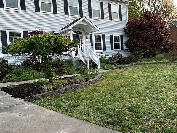 2nd image of 1100 Elmwood Ave