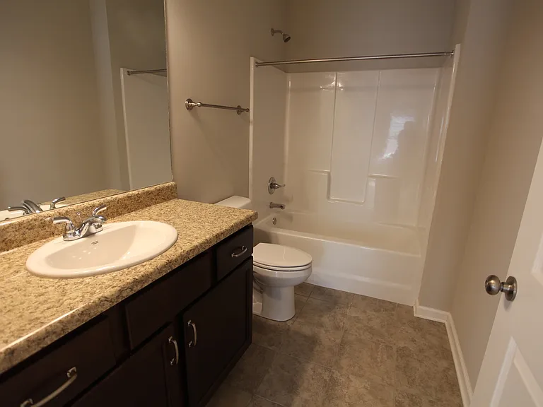 339 N College St #4 — Photo 11