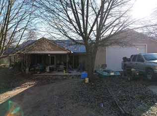 2180 N Timberview Ln, Spencer, IN 47460