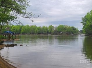 453 Sunset Pointe Dr, Salisbury, NC 28146