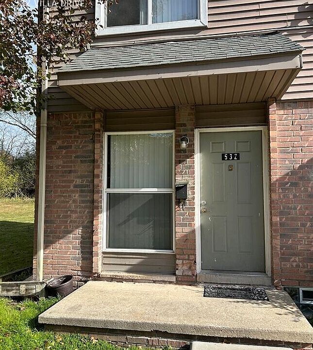 1st image of 532 Villa Dr
