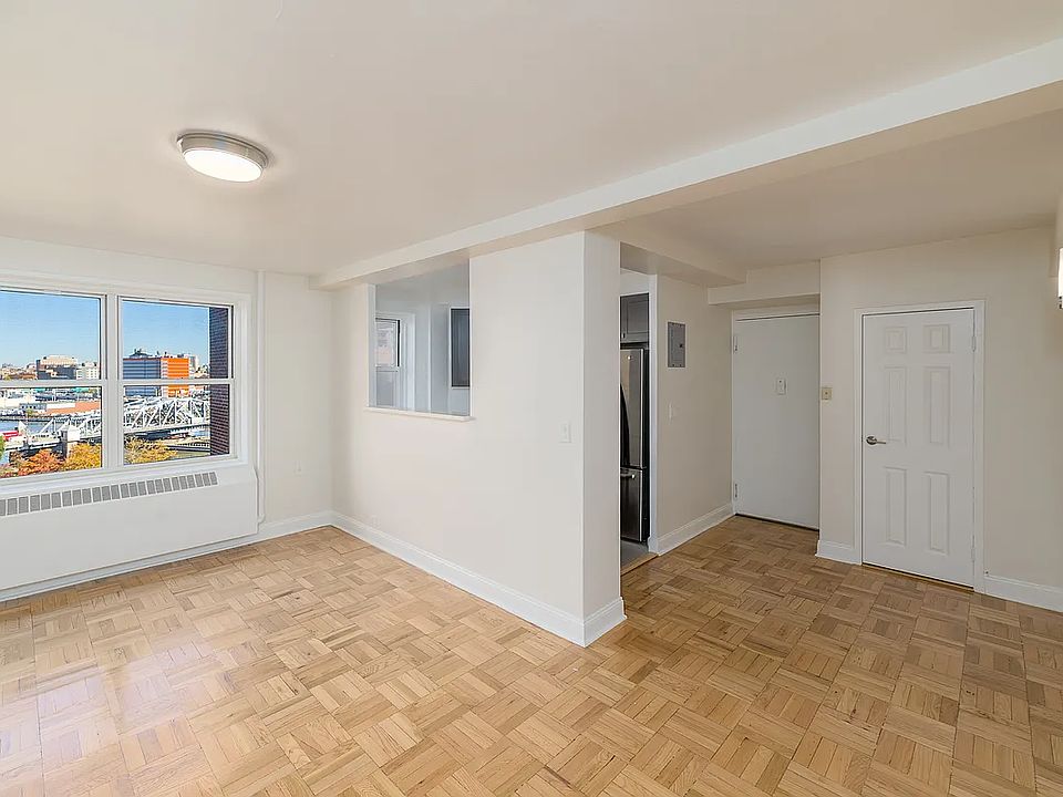 1st image of 10 E 138th St APT 8B