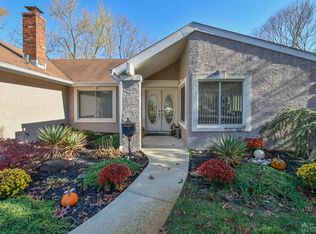 18 High Ridge Rd, Howell, NJ 07731