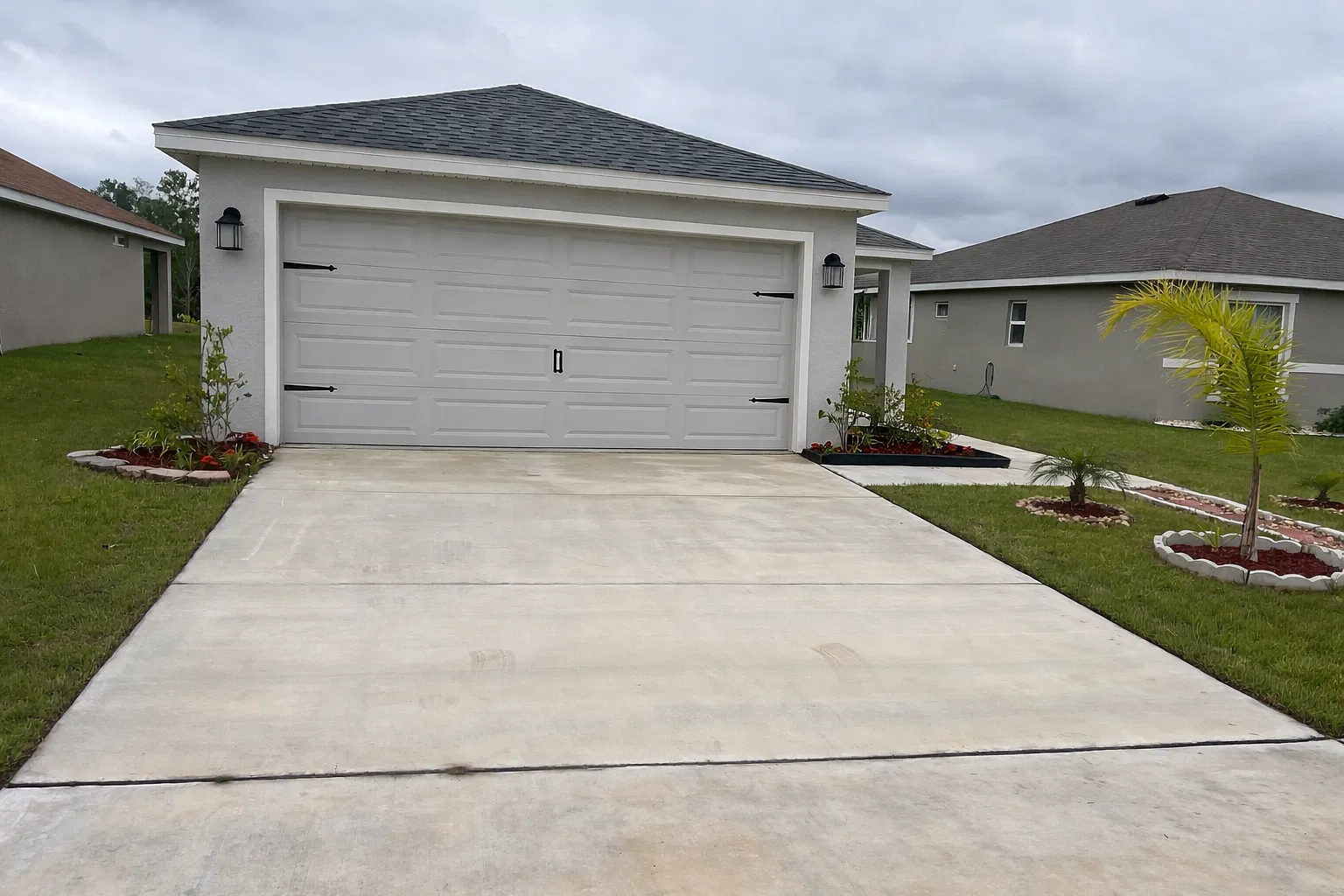 3 bed, 1486 sqft, $2,200 — Photo 1